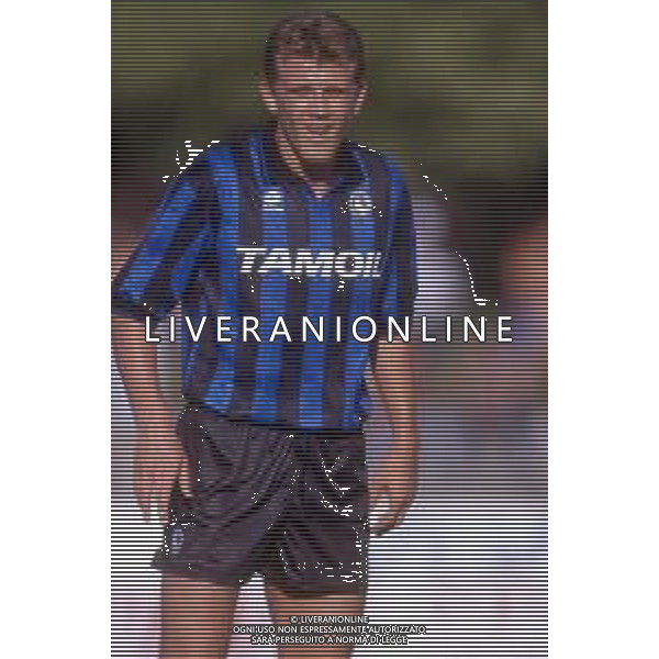 RETROSPETTIVA FRANCK SAUZEE CALCIATORE FRANCESE CON LA MAGLIA DELL\'ATALANTA NEL 1993-1994. ©Archivio DFP/AGENZIA ALDO LIVERANI SAS