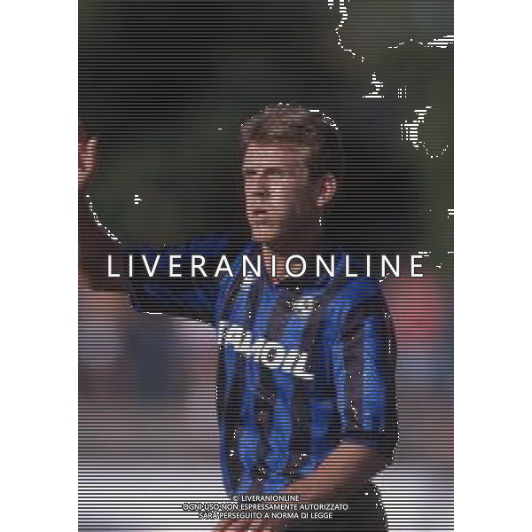 RETROSPETTIVA FRANCK SAUZEE CALCIATORE FRANCESE CON LA MAGLIA DELL\'ATALANTA NEL 1993-1994. ©Archivio DFP/AGENZIA ALDO LIVERANI SAS