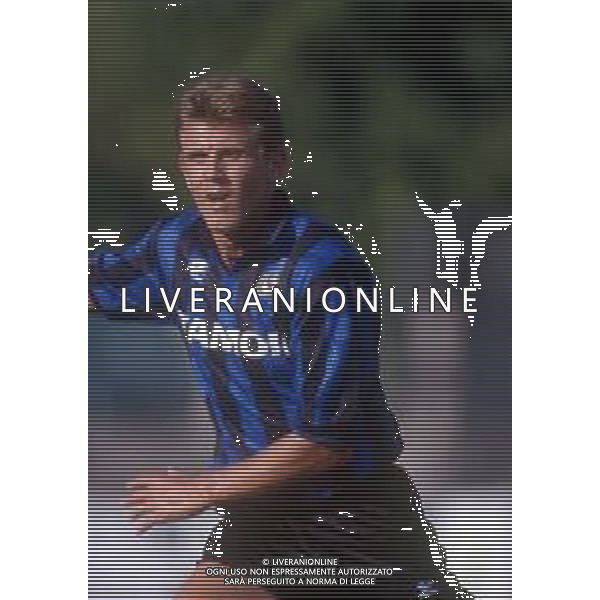 RETROSPETTIVA FRANCK SAUZEE CALCIATORE FRANCESE CON LA MAGLIA DELL\'ATALANTA NEL 1993-1994. ©Archivio DFP/AGENZIA ALDO LIVERANI SAS
