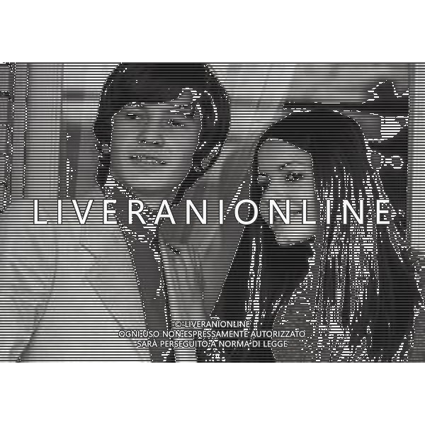 RETROSPETTIVA NADA MALANIMA CANTANTE NELLA FOTO NADA MALANIMA CON RON PSEUDONIMO DI ROSALINO CELLAMARE A ROMA NELL\'ANNO 1969 AG ALDO LIVERANI SAS