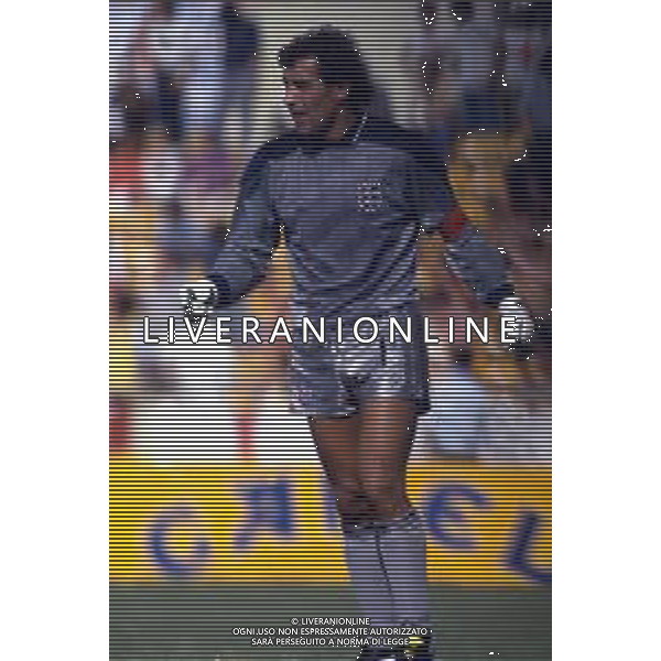RETROSPETTIVA PETER SHILTON CALCIATORE - PORTIERE NAZIONALE INGLESE ARCHIVIO AG. ALDO LIVERANI SAS