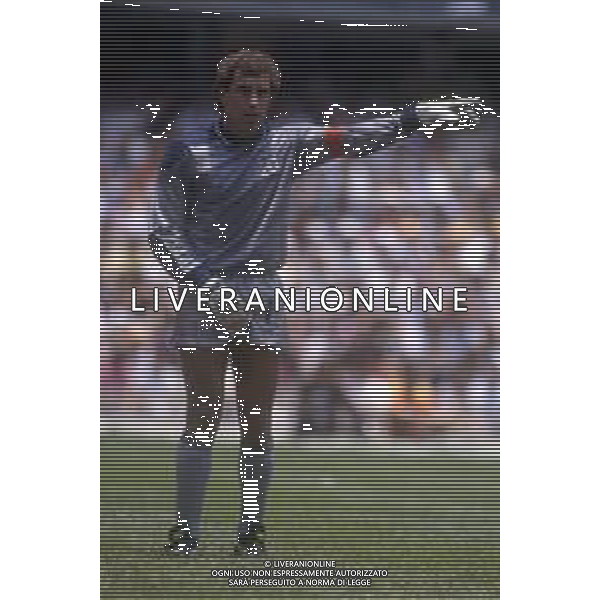 RETROSPETTIVA PETER SHILTON CALCIATORE - PORTIERE NAZIONALE INGLESE NELLA FOTO AI MONDIALI DEL 1986 IN MESSICO ARCHIVIO AG. ALDO LIVERANI SAS