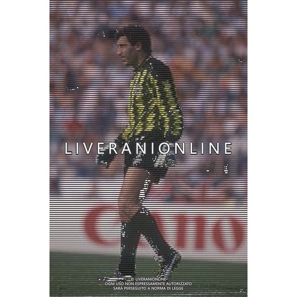 RETROSPETTIVA PETER SHILTON CALCIATORE - PORTIERE NAZIONALE INGLESE NELLA FOTO NEL 1988 ARCHIVIO AG. ALDO LIVERANI SAS