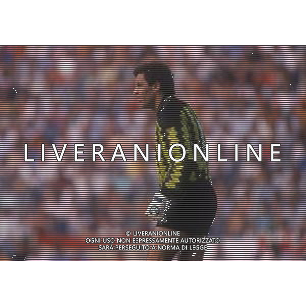 RETROSPETTIVA PETER SHILTON CALCIATORE - PORTIERE NAZIONALE INGLESE NELLA FOTO NEL 1988 ARCHIVIO AG. ALDO LIVERANI SAS