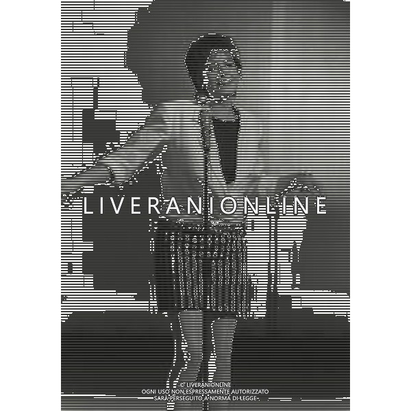 RETROSPETTIVA NADA MALANIMA CANTANTE NELLA FOTO NADA MALANIMA NELL\'ANNO 1983 AG ALDO LIVERANI SAS