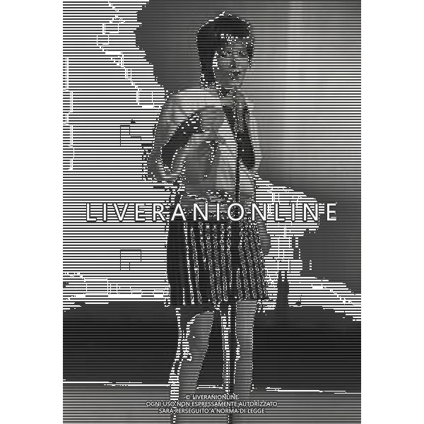 RETROSPETTIVA NADA MALANIMA CANTANTE NELLA FOTO NADA MALANIMA NELL\'ANNO 1983 AG ALDO LIVERANI SAS