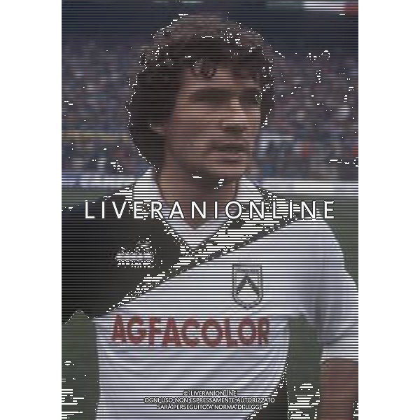 RETROSPETTIVA FEDERICO ROSSI CALCIATORE - NELLA FOTO CON LA MAGLIA DELL\'UDINESE NEL 1984-1985 ARCHIVIO AG. ALDO LIVERANI SAS