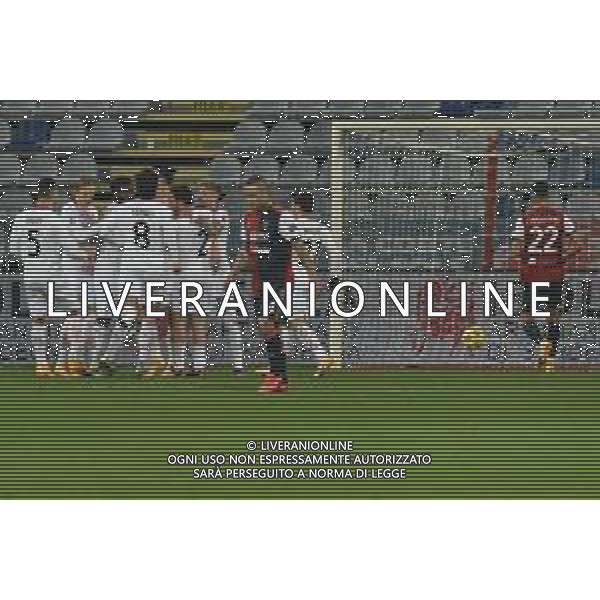 18-01-2021-CAGLIARI CALCIO-A.C. MILAN. CAMPIONATO CALCIO ITALIANO SERIE A 2020/2021. ITALIA, SARDEGNA, CAGLIARI, STADIO SARDEGNA ARENA. SALVATORE MOI/ALDO LIVERANI SAS NELLA FOTO: ESULTANZA DOPO IL GOL SU RIGORE DI ZLATAN IBRAHIMOVIC 0-1 ©SALVATORE MOI /AGENZIA ALDO LIVERANI SAS