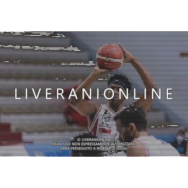 Matteo Casoni/LM - Vanoli Cremona vs A|X Armani Exchange Milano - Italian Basketball A Serie Championship 2020/2021 19 January 2021 - Palazzetto dello Sport Mario Radi, cremona, Italy Photo showing: Zach Leday (A|X Armani Exchange Milano) at free throw @LM/Matteo Casoni/ AGENZIA ALDO LIVERANI SAS