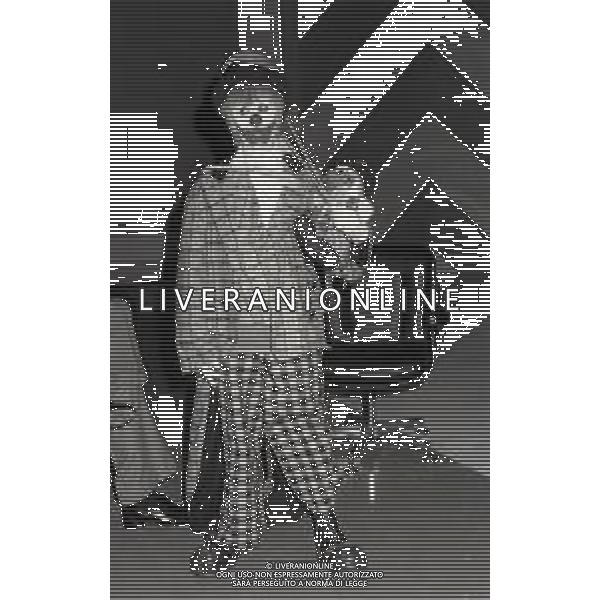 RETROSPETTIVA SANDRA MONDAINI ATTRICE NELLA FOTO SANDRA MONDAINI SBIRULINO A MILANO NELL\'ANNO 1982 AG ALDO LIVERANI SAS