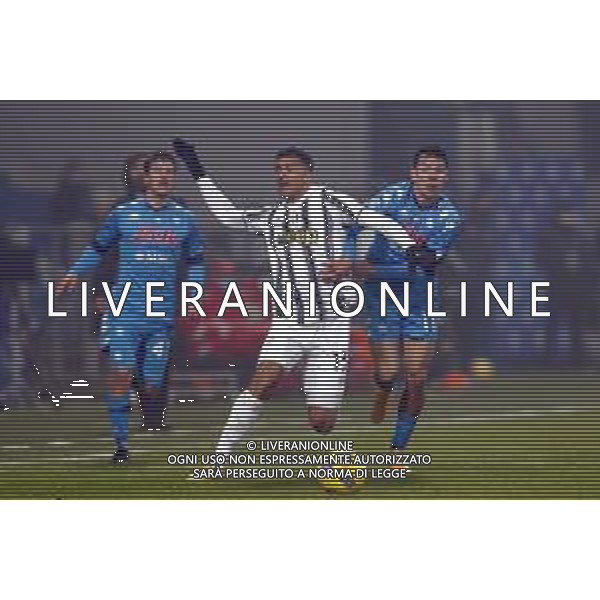 Reggio Emilia 20/01/2021 PS5 Supercoppa Italiana 2020/2021 Juventus vs Napoli - nella foto: Luiz da Silva Danilo (Juventus f.c.) Lozano Hirving(ssc napoli) ©Claudio Zamagni/Agenzia Aldo Liverani during Italian\'s PS5 Super Cup 2020/2021 soccer match between JUVENTUS F.C and S.S.C.NAPOLI at Mapei Stadium in Reggio Emilia on January 20 2021 photo credit by Claudio Zamagni/Aldo Liverani Photo Agency/AGENZIA ALDO LIVERANI SAS