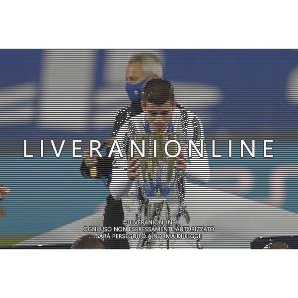Reggio Emilia 20/01/2021 PS5 Supercoppa Italiana 2020/2021 Juventus vs Napoli - nella foto: Morata Alvaro(Juventus f.c.) bacia la coppa ©Claudio Zamagni/Agenzia Aldo Liverani during Italian\'s PS5 Super Cup 2020/2021 soccer match between JUVENTUS F.C and S.S.C.NAPOLI at Mapei Stadium in Reggio Emilia on January 20 2021 photo credit by Claudio Zamagni/Aldo Liverani Photo Agency