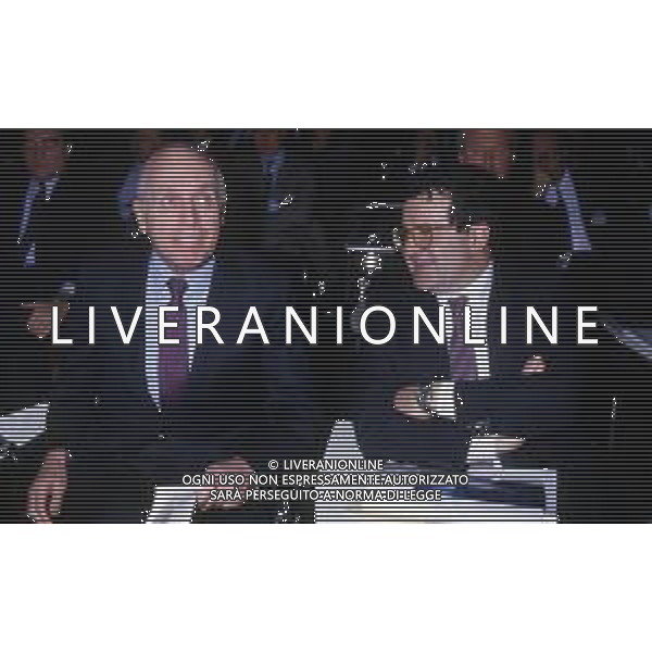RETROSPETTIVA ANNI \'80 MARIO SCHIMBERNI ECONOMISTA NELLA FOTO NEL 1987 CON ROMANO PRODI ©ARCHIVIO AGENZIA ALDO LIVERANI SAS