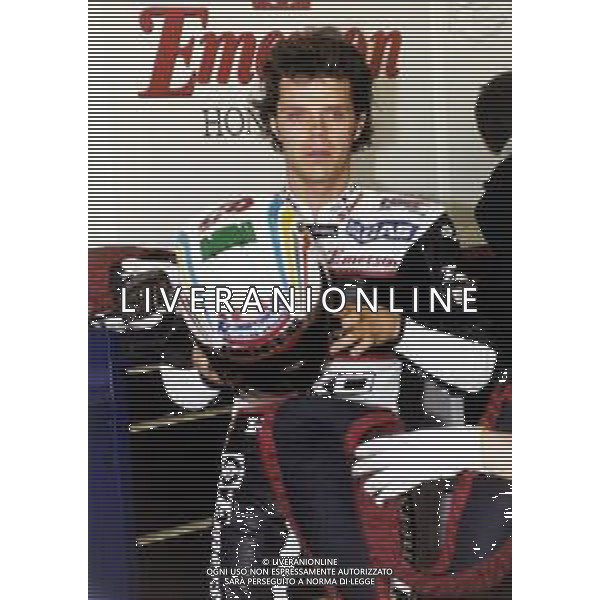 LORIS CAPIROSSI PILOTA MOTOCICLISTICO CON LA Emerson HONDA PONS 500 NEL 2000 ©Danilo Recalcati/Controluce/ARCHIVIO AG. ALDO LIVERANI SAS