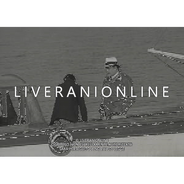 RETROSPETTIVA UGO TOGNAZZI ATTORE NELLA FOTO UGO TOGNAZZI SET DEL FILM “LA STANZA DEL VESCOVO“ NELL\'ANNO 1976 A STRESA AG ALDO LIVERANI SAS 