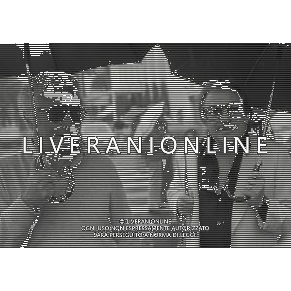 RETROSPETTIVA UGO TOGNAZZI ATTORE NELLA FOTO UGO TOGNAZZI CON DINO RISI A CANNES NELL\'ANNO 1977 AG ALDO LIVERANI SAS