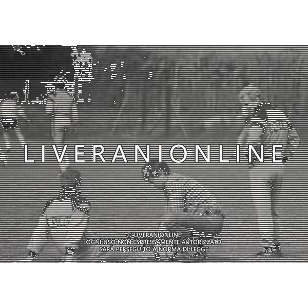 1986-1987 APPIANO GENTILE ALLENAMENTO INTER NELLA FOTO DOTTOR PASQUALE BERGAMO CON KARL HEINZE RUMMENIGGE E GIOVANNI TRAPATTONI AG ALDO LIVERANI SAS