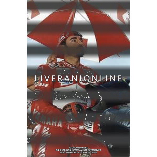 MAX (Massimiliano) BIAGGI PILOTA MOTOCICLISTICO CON LA 500 Marlboro YAMAHA TEAM NEL 1999 ©Danilo Recalcati/Controluce/AGENZIA ALDO LIVERANI SAS