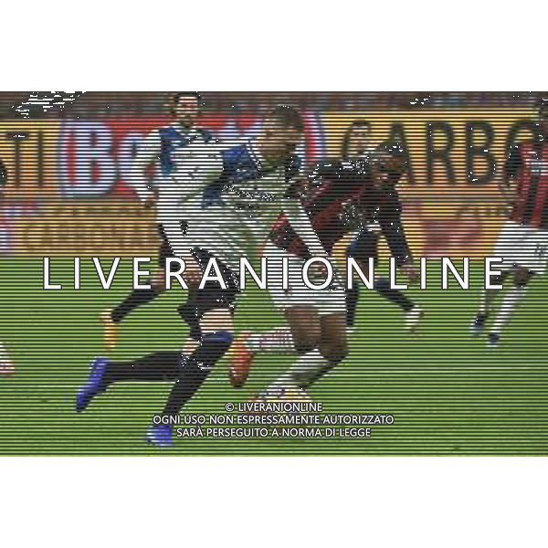 Josip Ilicic (Atalanta) e Pierre Kalulu (Milan) Milan vs Atalanta Campionato Serie A TIM - 19a giornata Milano 23-01-2021 Stadio Giuseppe Meazza - San Siro foto Roberto Garavaglia/ag. Aldo Liverani sas /AGENZIA ALDO LIVERANI SAS