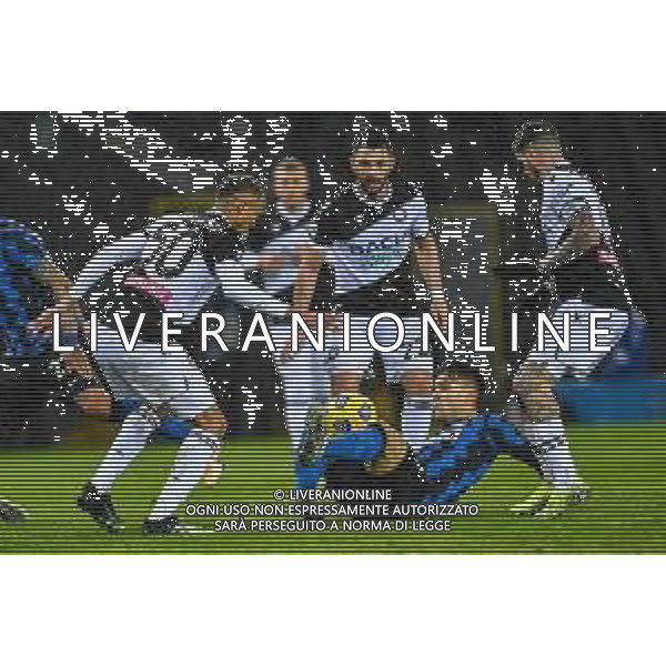 Alessio Marini/LM - Udinese Calcio vs FC Internazionale - Italian football Serie A match 2020/2021 23 January 2021 - Friuli - Dacia Arena stadium, udine, Italy Photo showing: foul uf Lautaro Martinez (FC Inter) @LM/Alessio Marini /AGENZIA ALDO LIVERANI SAS