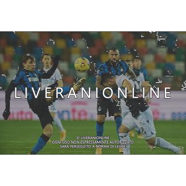 Franco Debernardi/LM - Udinese Calcio vs FC Internazionale - Italian football Serie A match 2020/2021 23 January 2021 - Friuli - Dacia Arena stadium, udine, Italy Photo showing: Nicol‚àö‚â§ Barella of Interi fight for the ball against Tolgay Arslanof Udinese @LM/Franco Debernardi /AGENZIA ALDO LIVERANI SAS
