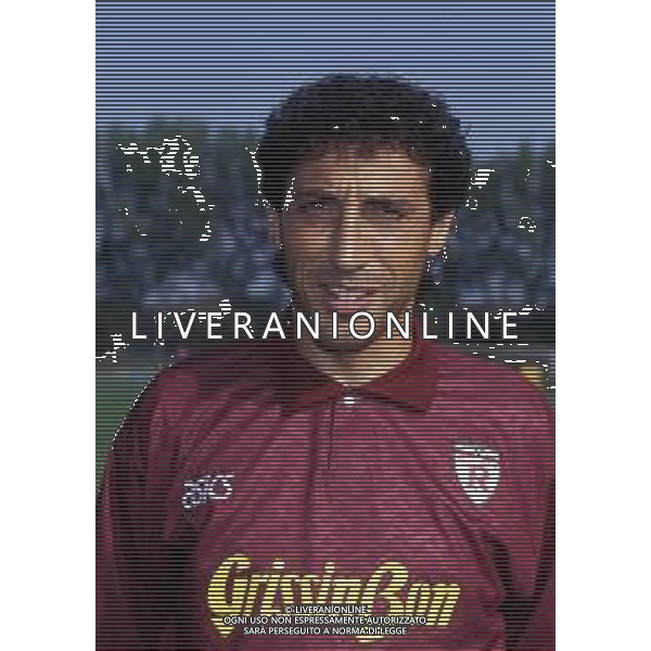 RETROSPETTIVA FRANCO DE FALCO CALCIATORE NELLA FOTO FRANCO DE FALCO CON LA MAGLIA DELLA REGGIANA AG ALDO LIVERANI SAS