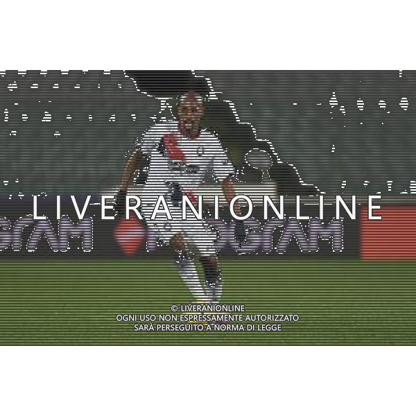Matteo Papini/LM - ACF Fiorentina vs FC Crotone - Italian football Serie A match 2020/2021 23 January 2021 - Artemio Franchi stadium, florence, Italy Photo showing: Henrique Eduardo of FC Crotone in action @LM/Matteo Papini/AGENZIA ALDO LIVERANI SAS