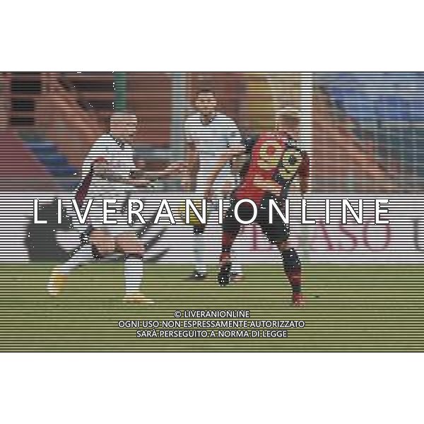 Danilo Vigo/LM - Genoa CFC vs Cagliari Calcio - Italian football Serie A match 2020/2021 24 January 2021 - Luigi Ferraris stadium, Genova, Italy Photo showing: Radja Nainggolan (Cagliari) , Lennart Czyborra (Genoa) @LM/Danilo Vigo/AGENZIA ALDO LIVERANI SAS