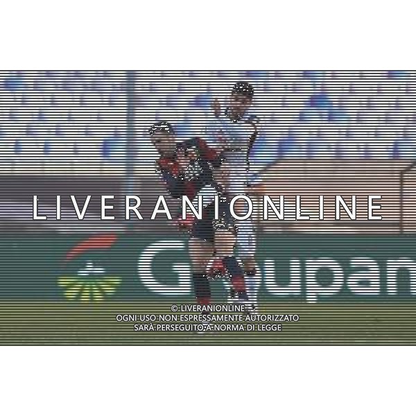 Danilo Vigo/LM - Genoa CFC vs Cagliari Calcio - Italian football Serie A match 2020/2021 24 January 2021 - Luigi Ferraris stadium, Genova, Italy Photo showing: Kevin Strootman (Genoa), Giovanni Simeone (Cagliari) @LM/Danilo Vigo/AGENZIA ALDO LIVERANI SAS