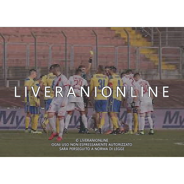 MANTOVA - FERMANA CAMPIONATO CALCIO SERIE C LEGA PRO 24.01.2021 NELLA FOTO PROTESTE CON L\'ARBITRO PER L\'AMMONIZIONE DI GRAZIANO ©SANTANDREA/AGENZIA ALDO LIVERANI SAS