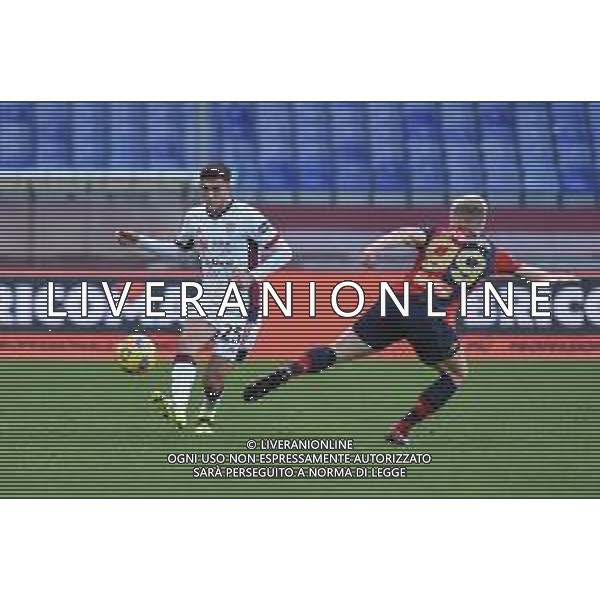 Danilo Vigo/LM - Genoa CFC vs Cagliari Calcio - Italian football Serie A match 2020/2021 24 January 2021 - Luigi Ferraris stadium, Genova, Italy Photo showing: Gabriele Zappa (Cagliari), Lennart Czyborra (Genoa) @LM/Danilo Vigo/AGENZIA ALDO LIVERANI SAS
