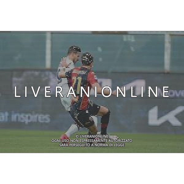 Danilo Vigo/LM - Genoa CFC vs Cagliari Calcio - Italian football Serie A match 2020/2021 24 January 2021 - Luigi Ferraris stadium, Genova, Italy Photo showing: Giovanni Simeone (Cagliari), Ivan Radovanovic (Genoa) @LM/Danilo Vigo/AGENZIA ALDO LIVERANI SAS