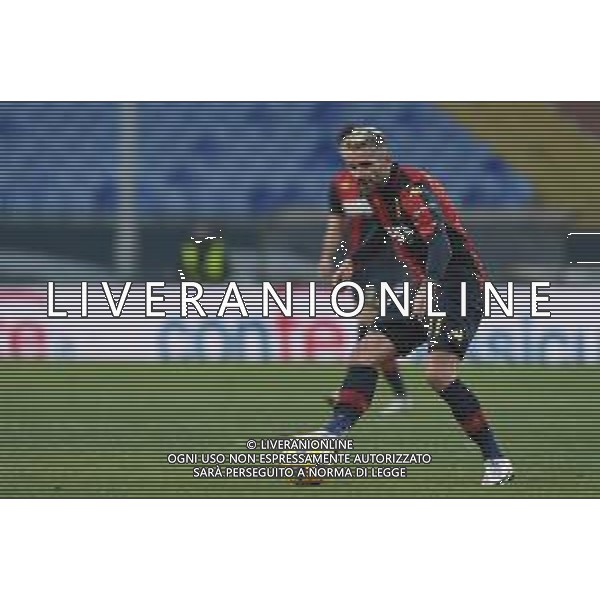 Danilo Vigo/LM - Genoa CFC vs Cagliari Calcio - Italian football Serie A match 2020/2021 24 January 2021 - Luigi Ferraris stadium, Genova, Italy Photo showing: Valon Behrami (Genoa) @LM/Danilo Vigo/AGENZIA ALDO LIVERANI SAS