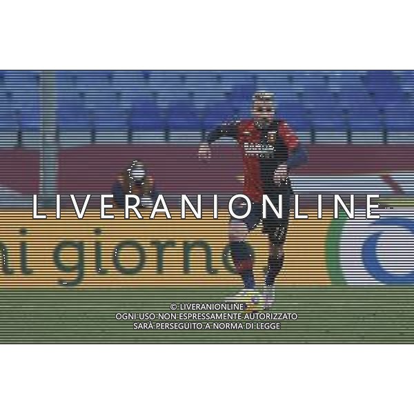 Danilo Vigo/LM - Genoa CFC vs Cagliari Calcio - Italian football Serie A match 2020/2021 24 January 2021 - Luigi Ferraris stadium, Genova, Italy Photo showing: Valon Behrami (Genoa) @LM/Danilo Vigo/AGENZIA ALDO LIVERANI SAS