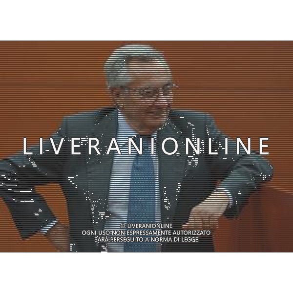MILANO 20/5/2003 CORRIERE DELLA SERA SALA MONTANELLI VIA SOLFERINO, 26 PRESENTAZIONE DEL LIBRO DI GIAMPIERO BONIPERERTI: "UNA VITA A TESTA ALTA" NELLA FOTO CANDIDO CANNAVO\' FOTO MARIO ROMANO/AG. ALDO LIVERANI