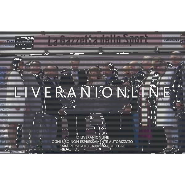 CANDIDO CANNAVO\' GIORNALISTA EX DIRETTORE DELA GAZZETTA DELLO SPORT NELLA FOTO:CANDIDO CANNAVO\' E ROBERTO FORMIGONI PH.ARCHIVIO AGENZIA ALDO LIVERANIS SAS