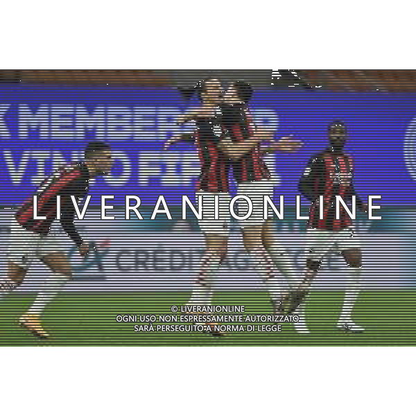 esultanza Milan dopo il gol dell\'1 a 0 Zlatan Ibrahimovic con alessio romagnoli Inter vs Milan Coppa Italia - quarti di finale Milano 26-01-2021 Stadio Giuseppe Meazza - San Siro foto Roberto Garavaglia/ag. Aldo Liverani sas /AGENZIA ALDO LIVERANI SAS