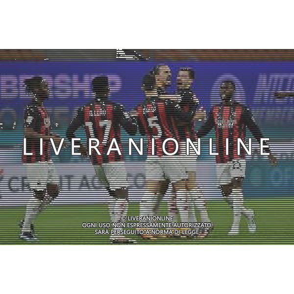 esultanza Milan dopo il gol dell\'1 a 0 Zlatan Ibrahimovic con alessio romagnoli Inter vs Milan Coppa Italia - quarti di finale Milano 26-01-2021 Stadio Giuseppe Meazza - San Siro foto Roberto Garavaglia/ag. Aldo Liverani sas /AGENZIA ALDO LIVERANI SAS