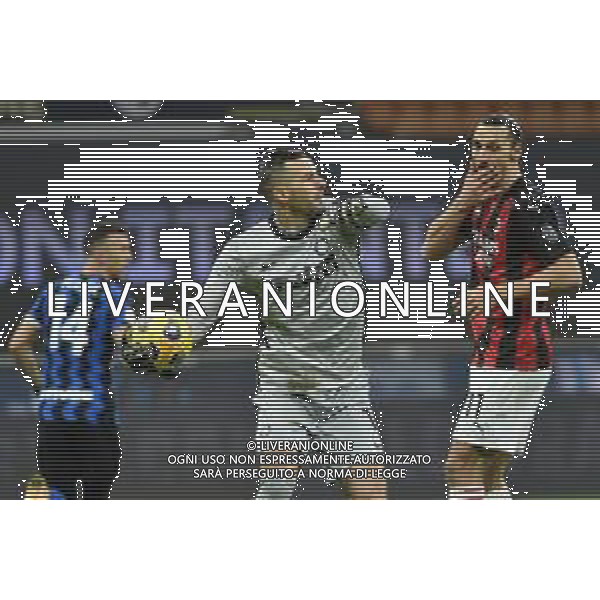 Samir Handanovioc (Inter) Zlatan Ibrahimovic Inter vs Milan Coppa Italia - quarti di finale Milano 26-01-2021 Stadio Giuseppe Meazza - San Siro foto Roberto Garavaglia/ag. Aldo Liverani sas /AGENZIA ALDO LIVERANI SAS