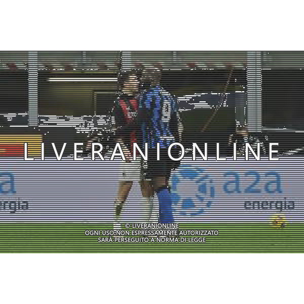tensione tra Romelu Lukaku (Inter) e Alessio Romagnoli (Milan) a fine primo tempo Inter vs Milan Coppa Italia - quarti di finale Milano 26-01-2021 Stadio Giuseppe Meazza - San Siro foto Roberto Garavaglia/ag. Aldo Liverani sas /AGENZIA ALDO LIVERANI SAS