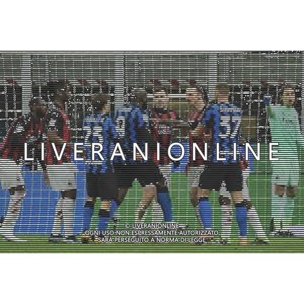 tensione tra Romelu Lukaku (Inter) e Zlatan Ibrahimovic (Milan) a fine primo tempo Inter vs Milan Coppa Italia - quarti di finale Milano 26-01-2021 Stadio Giuseppe Meazza - San Siro foto Roberto Garavaglia/ag. Aldo Liverani sas /AGENZIA ALDO LIVERANI SAS