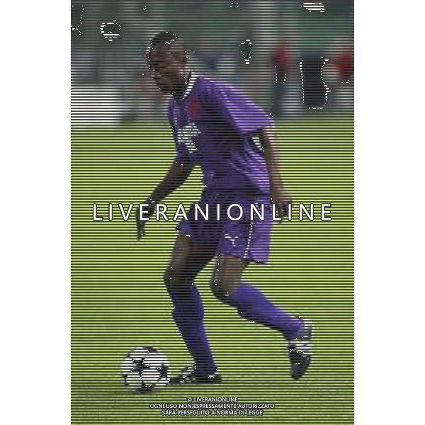 FLORENTIA VIOLA CAMPIONATO CALCIO SERIE C 2003 nella foto BISMARK EKYE AGENZIA ALDO LIVERANI SAS