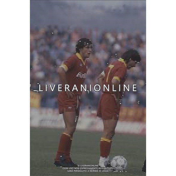 RETROSPETTIVA GIUSEPPE GIANNINI CALCIATORE CON LA MAGLIA DELLA ROMA CON BRUNO CONTI ©ARCHIVIO/AGENZIA ALDO LIVERANI SAS