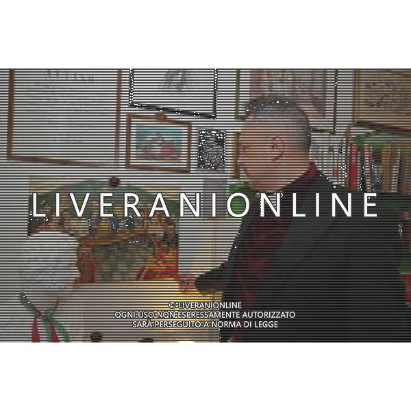 Rimini 29/01/2021 - TIZIANO CORBELLI Direttore Artistico Santarcangiolese ideatore delle Luminarie Parlanti che hanno illuminato molte città Italiane come Santarcangelo di Romagna-Imola-Bologna-Napoli- Milano-Sanremo-Pesaro - Scandiano- nella foto: il Direttore Artistico Tiziano Corbelli ©Claudio Zamagni/Agenzia Aldo Liverani s.a.s.