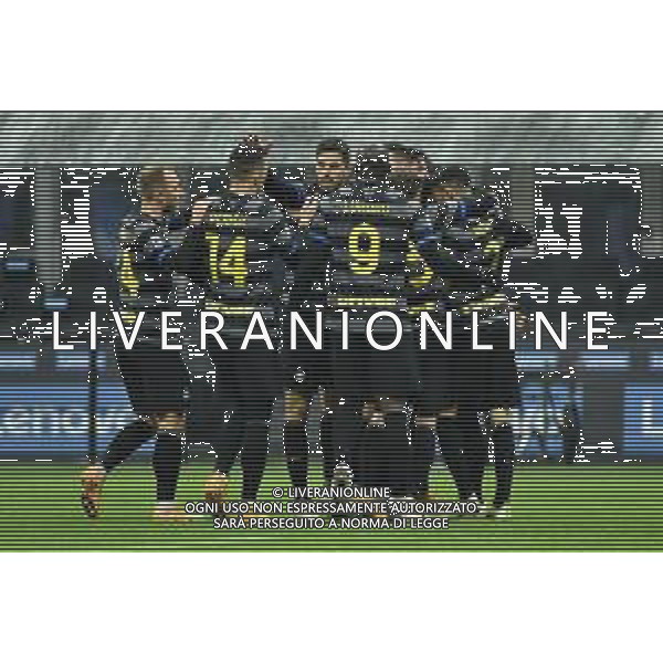 esultanza Inter dopo il gol del 2 a 0 Lautaro Martinez - abbraccio Inter vs Benevento Campionato Serie A TIM - 20a giornata Milano 30-01-2021 Stadio Giuseppe Meazza - San Siro foto Roberto Garavaglia/ag. Aldo Liverani sas /AGENZIA ALDO LIVERANI SAS