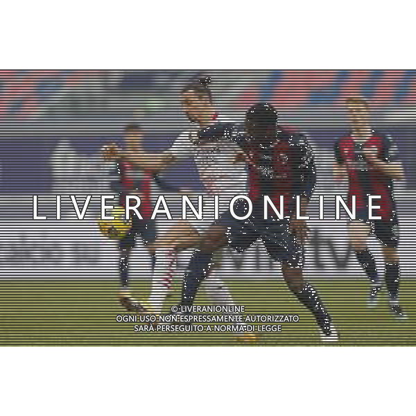 Bologna - Milan Campionato di Calcio Serie A TIM 30/01/2021 nella foto: Ibrahimovic Zlatan(a.c. Milan) Soumaoro Adama (Bologna f.c.) ©Claudio Zamagni/Agenzia Aldo Liverani Ibrahimovic Zlatan(a.c. Milan) Diogo Dalot (a.c. Milan) during Italian Serie A soccer match between BOLOGNA F.C. and A.C.MILAN at Renato Dall\'Ara Stadium on January 30 2021 photo credit by Claudio Zamagni/Aldo Liverani Photo Agency