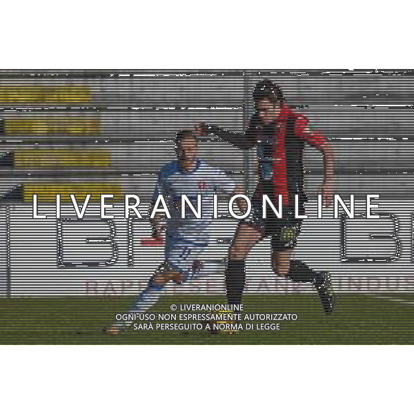 Fabio Fagiolini/LM - Lucchese vs Novara Calcio - Italian football Serie C match 2020/2021 31 January 2021 - Porta Elisa stadium, lucca, Italy Photo showing: Daniele Solcia (Lucchese) against Giuseppe Panico (Novara) @LM/Fabio Fagiolini