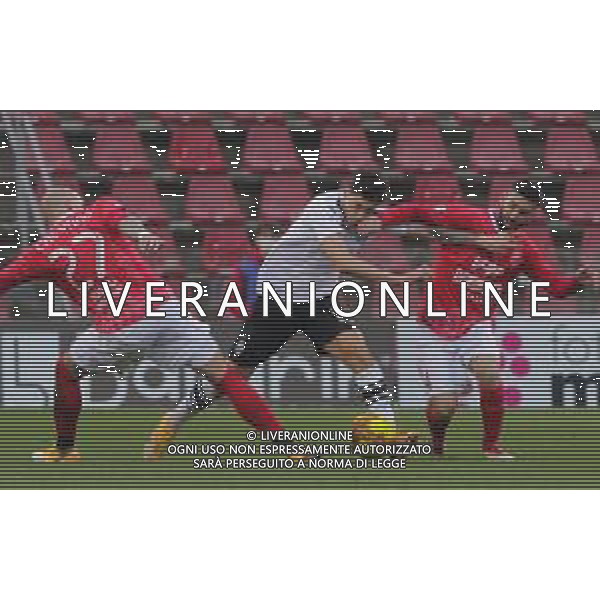 TRIESTINA - CESENA CAMPIONATO CALCIO SERIE C LEGA PRO 30.01.2021 NELLA FOTO GABRIELE CAPANNI TRA LORENZO CAVALIERE E ANIBAL ARAUJO CAPELA © AGENZIA ALDO LIVERANI SAS