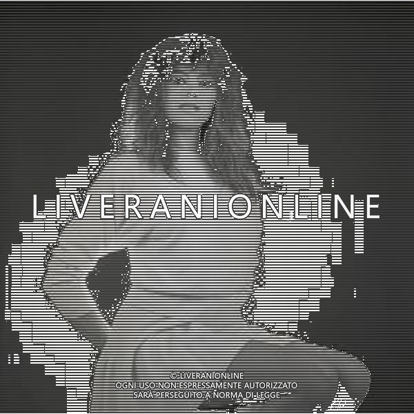 RETROSPETTIVA MARINA OCCHIENA CANTANTE NELLA FOTO MARINA OCCHIENA NELL\'ANNO 1982 A MILANO AG ALDO LIVERANI SAS  