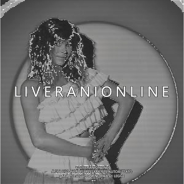 RETROSPETTIVA MARINA OCCHIENA CANTANTE NELLA FOTO MARINA OCCHIENA NELL\'ANNO 1982 A MILANO AG ALDO LIVERANI SAS  